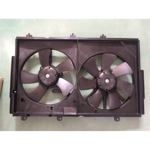 Fan y Rheiddiadur ar gyfer Outlander 2001-2008 MR993932